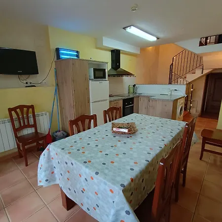 Cal Emilia Hotel 3*