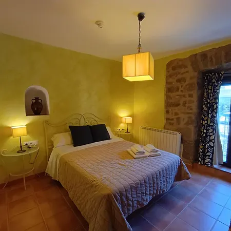 Cal Emilia Hotel Osso de Sio