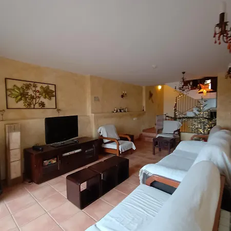 Cal Emilia Hotel 3*
